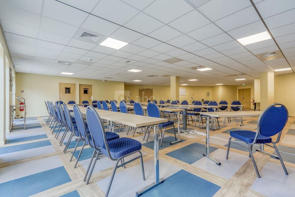 Best Western Plus Hotel Escapade Senlis Senlis  Εξωτερικό φωτογραφία